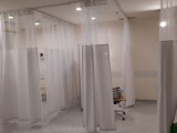 Московский стандарт в поликлинике, антистатические шторы-перегородки для больниц, клиник, центров ре 7